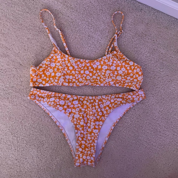 Other - triangl bikini dupe
